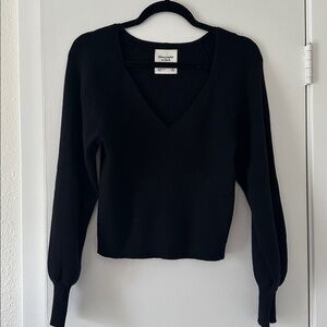 Abercrombie & Fitch Black V-Neck Sweater